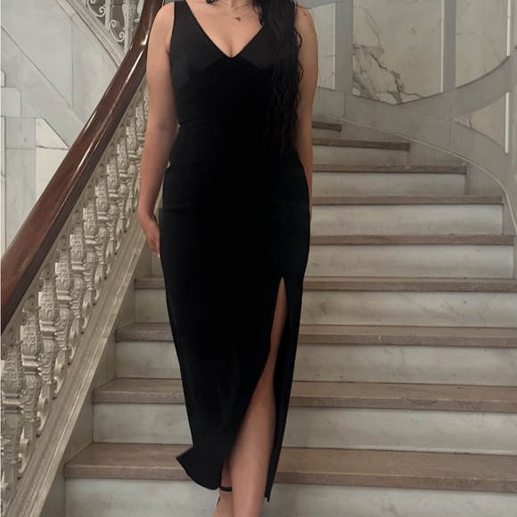 Vera Wang Black Evening Gown Sz 9/10 - Picture 3 of 5